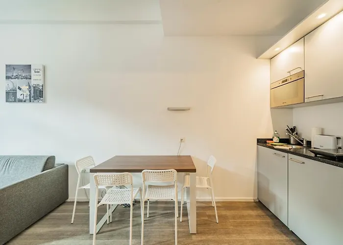 Bookvienna - Top02 Top03 - Cozy 1br Апартаменты
